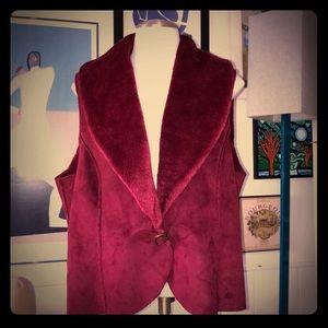 Bandolino Faux Shearling Vest Great Cond.
